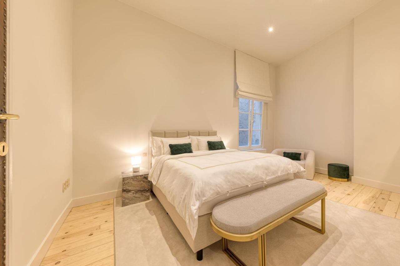 Appartement Dans L'Hypercentre Brussel Bagian luar foto