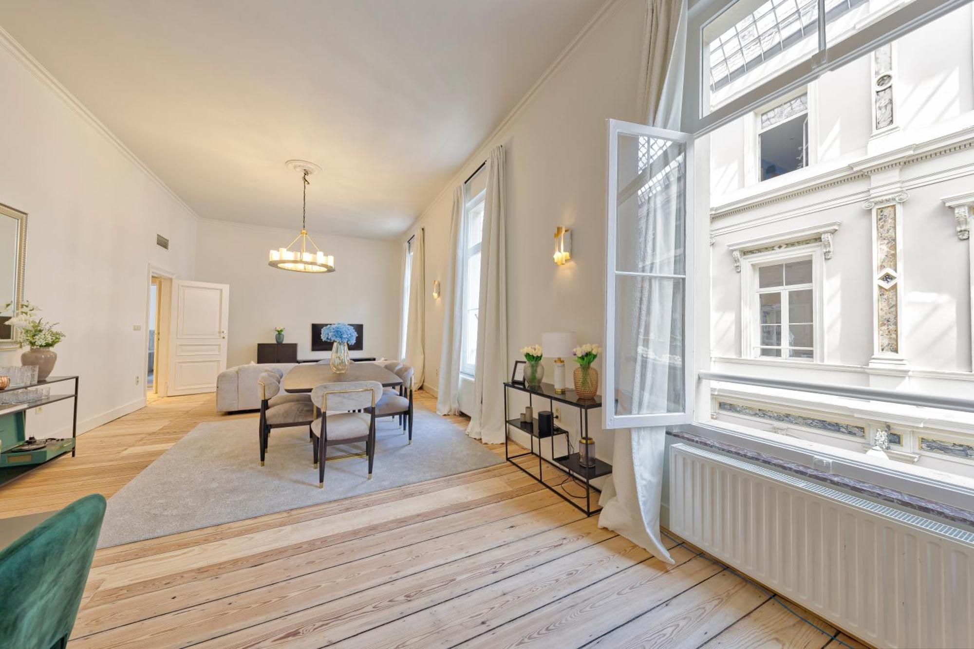 Appartement Dans L'Hypercentre Brussel Bagian luar foto